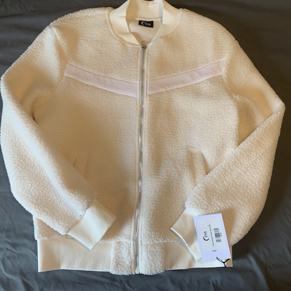NWT Zyia Fleece Jacket (M)